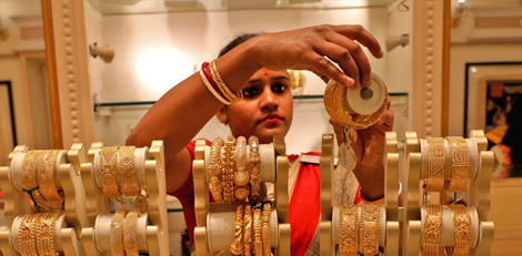 gold090425