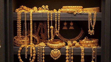Gold and Silver Prices Witness Sharp Fluctuations, Jewelry Buyers Shocked