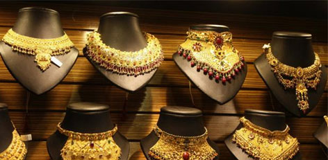 Chennai Gold Price Today: 22 Carat Gold Hits ₹1,19,120 Per Sovereign, Silver Price Falls